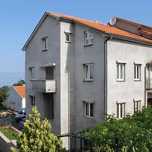 And With Parking Space Njivice, Krk - 5458 Gostinjska kuća